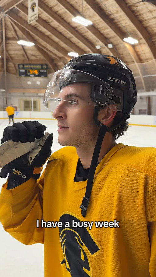 We know, we have a busy week ahead…

🏠Home Opener Wed Oct 1st 7pm @ CIF Arena. Get your tickets in the link in the bio!

🚌 First regular season away game vs @tmuboldmhky  Sat Oct 4th 2:15pm @ Mattamy Athletic Centre

📍On the road to Pittsburgh for an exhibition game against @rmumhockey Oct 5th 4pm

#GoBlackGoGold