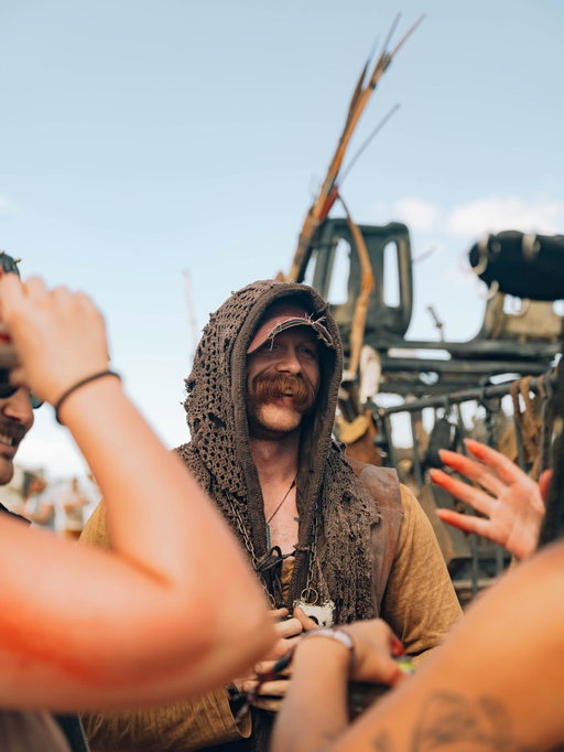Wasteland weekend 2025 in the books! ☠️Met some of the most amazing people 💕 if you see yourself comment so I can tag you. WELCOME TO THE DIRT 🏜️
 (stay tuned for the announcement where your interviews will be aired)
#wasteland #weekend #25 #dirt #desert #apocalipse #nuclear #madmax #fallout #cosplay #roleplay #community #home