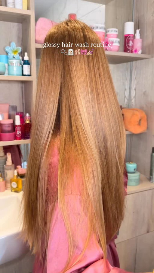 glossy hair wash routine 🫧🧖🏼‍♀️🩰🎀💅🏼

we love hair that’s so glossy it’s reflective hehe 🪞🤭🤭

products
@nuxe_uk hair prodigieux high shine shampoo
@matrixuki glow mania super gloss protecting mask*
@moroccanoil_uk high shine gloss mask*
@tangleteezer detangler brush*
@aquishair hair flip*
@vegamour gro hair serum*
@kerastase_official anti frizz glaze milk*
@sharkbeautyuk flexstyle hair dryer*
@gisou honey infused hair oil*
@gisou hair perfume*

(*pr products)

#hairgloss #hairtreatment #haircare #hairroutine #haircareroutine #hair #hairtransformation #hairtrends #gloss #glossyhair