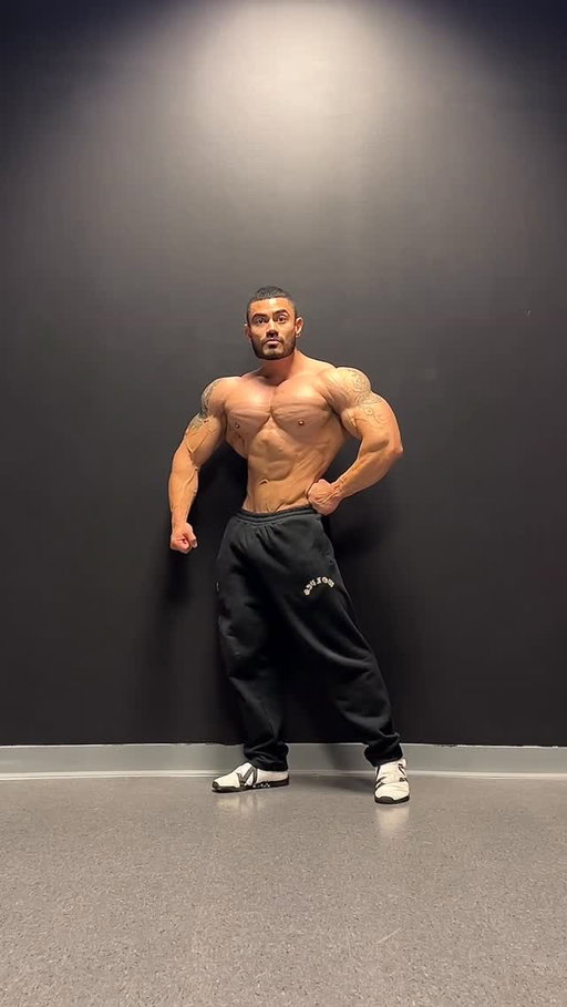 Cancers a b!tch
Not knowing how youre gonna look for the stage is a real mindfck. I can deal with the scars, but the doctor going in and “fixing” my very minor hernia without my knowledge or consent kinda sucks. Oh and the nerve damage as well 🤦‍♂️😅

@darcsport - POTVIN10 
@ruleoneproteins - JEREMY 

#mindset #mentality #SSDD #nfgu #ruleoneproteins #R1athlete #onlyus
#darcsportathlete #mentalhealth #confidence #goals #kidneycancer #fckcancer #cancer #awareness