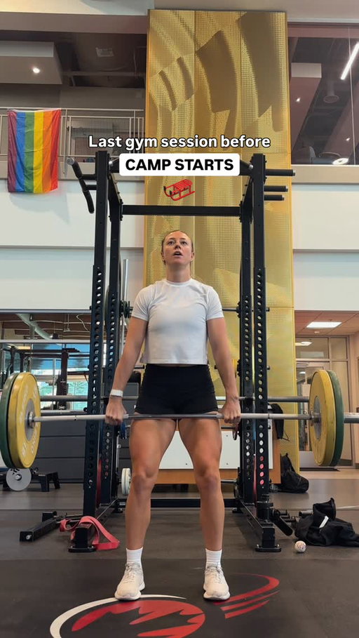 Last gym session before @bobsleighcanskeleton camp starts this Friday! 😃🛷
.
Not the most ideal last month of training, but got plenty of reps in the ice house. So if nothing else, I have at least gained some experience 😎😏
.
Grind time is over, time to execute. 
.
#legday #bobsleigh #plyometrics #mondaymotivation