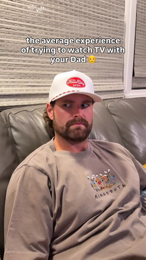 dude hit his 60s and won’t stop with the old guy noises 😒
•
#themcfarlands #dad #dan #memes #meme #comedy #dads #dadsofinstagram