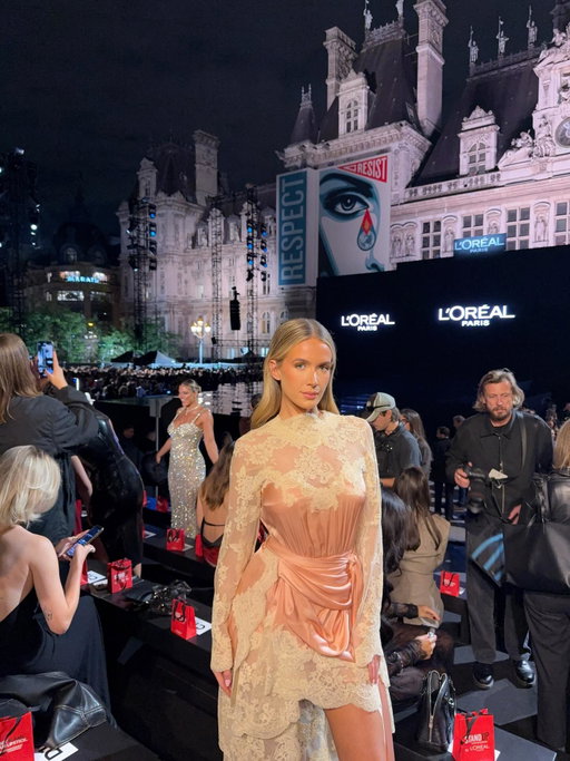 a special night with @lorealparis 🎀✨💕🫶🏼👄