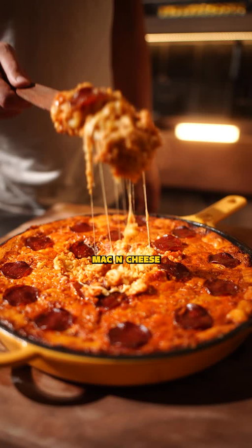 I give Domino’s permission to steal this…

Recipe in the comments 👇 

#pizza #foodart #macandcheese