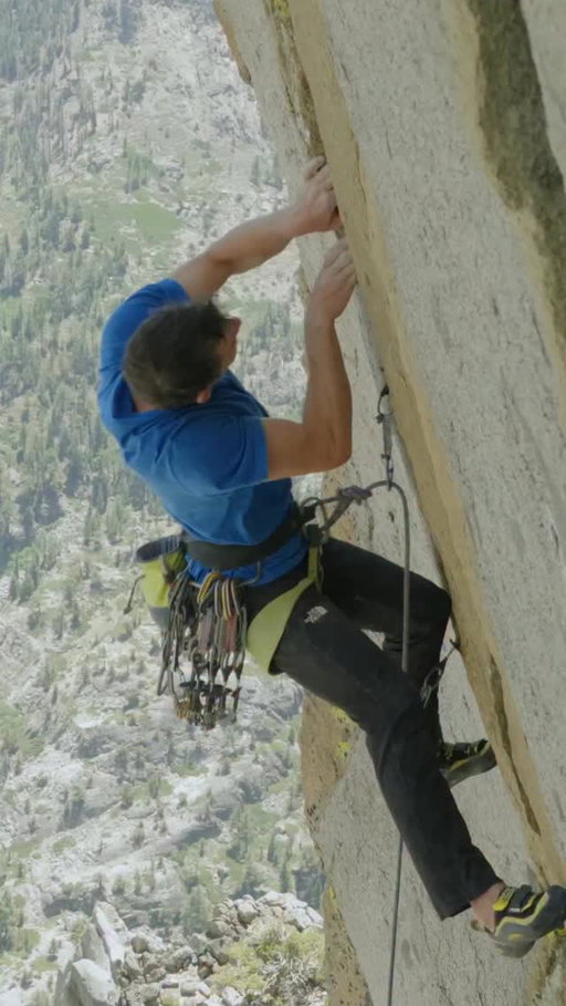 BD Athlete @alexhonnold is entering his trad dad era…but don’t let that fool you. The guy can still crank.

On a recent weekend shoot near his home in Tahoe, Honnold threw down on an obscure, nails hard crack with fellow BD Athletes @carlodenali and @nikscaryberry. 

Watch ‘Next Go For Sure’, shot and edited by Carlo, now at the link in our bio!