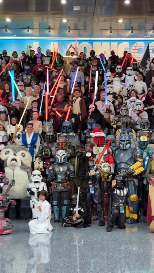 Our beautiful Star Wars community is the best 🫶🏼

#starwars #starwarscommunity #starwarscosplay #starwarscostume #starwarsfamily #starwarsfan