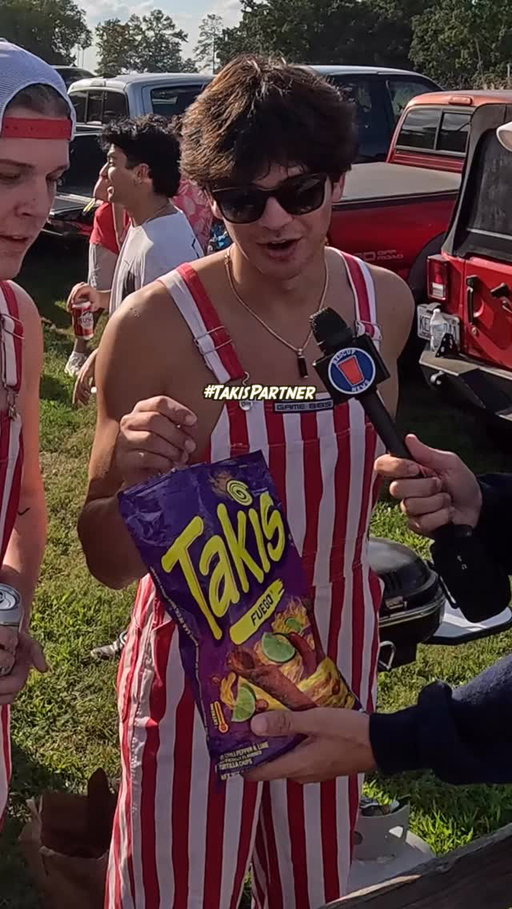 #takispartner @takisusa is bringing the heat to tailgates this season with Takis Fuego snacks - asking real college football fans to taste test Takis on gameday #takis