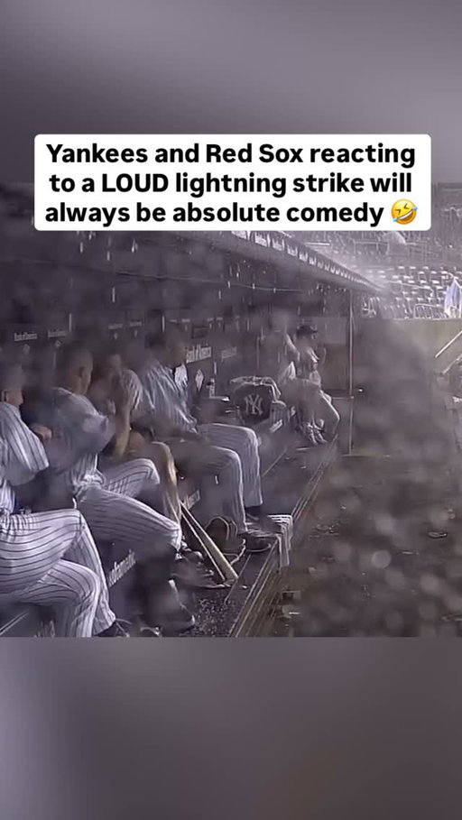 Both the Red Sox and the Yankees learned that staying in the dugout during a wild thunderstorm is clearly not a good idea 😅

(🎥 via ESPN)