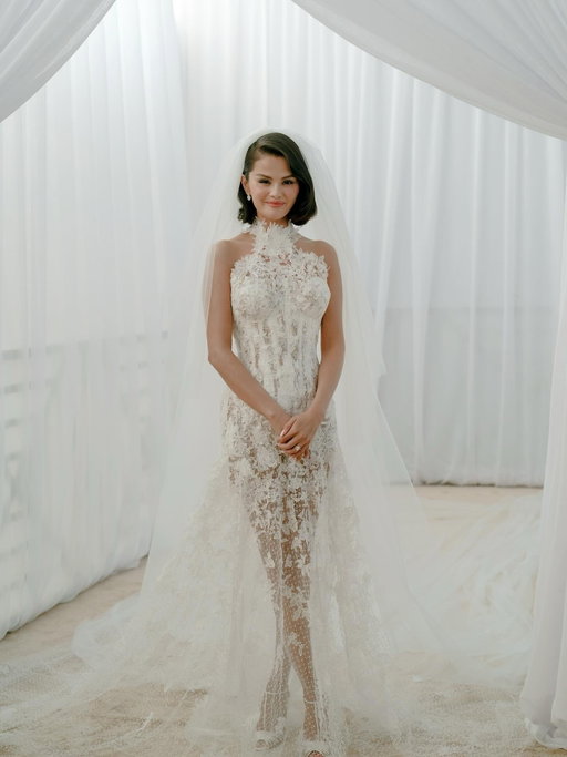 Look at her now. 🤍 Selena Gomez just dropped new photos from her wedding weekend, giving us an up-close look at all of her stunning bridal looks by @ralphlauren.

photos: @selenagomez