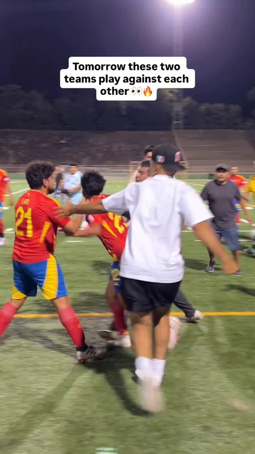 Memo horchata🇲🇽 in the back the first 2 seconds 😭😭😂 #instagram #instalike #instareels #reels #reelsinstagram #for #you #foryou #foryourpage❤️ #foryourpage #foru #parati #paratí #paratudo #paratipage #paratipageforyou❤️ #lol #soccer #soccergame #soccerplayer #fut #futbol #futboleros #futbolista #viral #josetorres #messi #ronaldo #ishowspeedmemes #explore