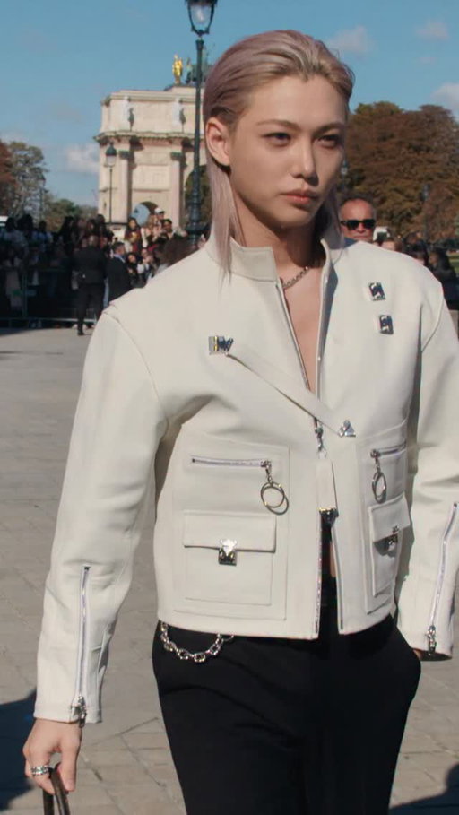 Spring-Summer 2026 Show. House Ambassador Felix attended @NicolasGhesquiere’s latest collection unveiling in Paris. Watch the full show via link in bio.
 
#Felix #LVSS26 #NicolasGhesquiere #LouisVuitton