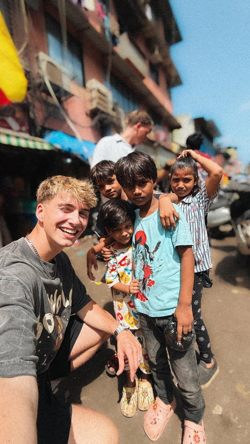street massages are my favorite thing in India so far😂 these are absolutely insane & crazy cheap. this was $1 for like 10 minutes of massaging at max effort hahaha, India is awesome.

Follow @malakai.barclay for more travel content✈️

If you want to get PAID to travel the world, comment ‘JOIN’ and I’ll send you a link to join my program today🌎

#indiacontent #traveltheworld #indiatravel #backpackinglife #nomadlifestyle #travelphotography