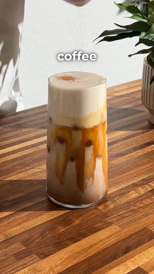 Happy International Coffee Day! ☕️🙌🏽 
@upwork and I teamed up to celebrate and to give you an insight into my secret:
How I have so much time to make coffee! 👀💚

One of the biggest hacks for business owners like me is to hire specialized freelancers! @upwork makes this as easy as it gets. You can choose from over 1 million freelancers to find the right one for you.

Go to upwork.com to learn more. ✨

Salted Mocha w\ Cinnamon Cold Foam 🤎: 
- prepare your cold foam:
* 3 oz/ 90 ml of heavy cream or oat cream
* 1 oz/ 30 ml of your milk of choice 
* half oz/ 15 ml of caramel syrup
* 1/3 tsp of cinnamon powder
* froth for 1-2 min
- add ice to your serving glass
- pour in 4 oz/ 120 ml of your milk of choice
- brew your double espresso on top of half oz/ 15 ml of chocolate sauce and a pinch of salt
- add the chocolate double espresso (doppio) to your glass
- pour your cinnamon cold foam on top

That’s it. Enjoy! 😁

#upworkpartner #coffeeday #icedcoffee #icedlatte #coffeerecipe #smallbusinessowner