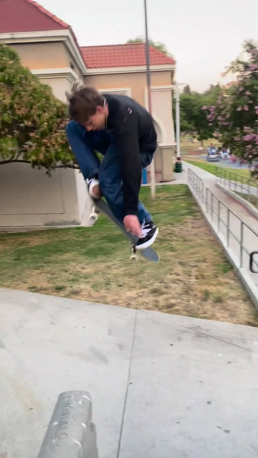 Recent clips 🎥 @lidojunior @steven_sk8life & @matthew.parra