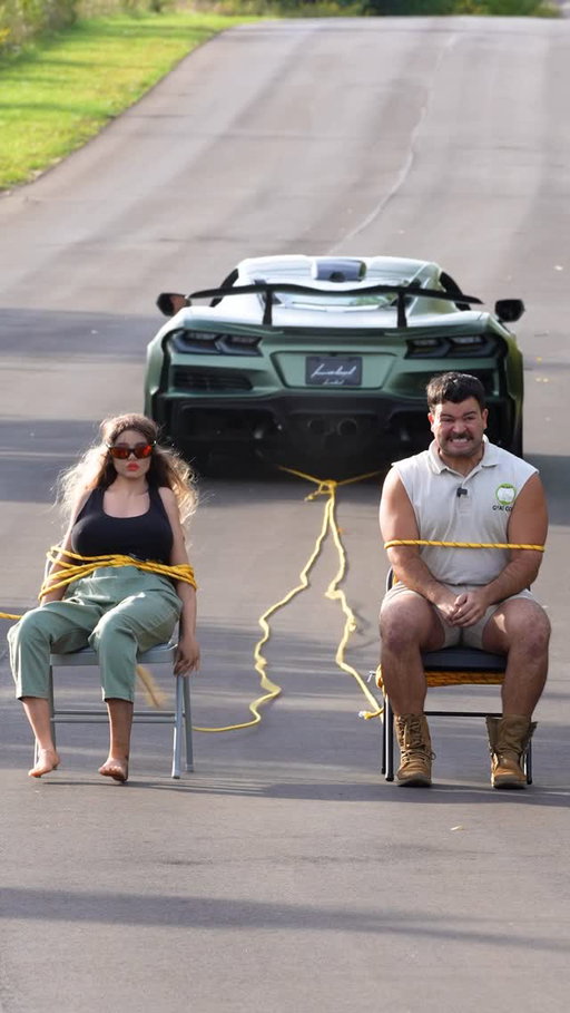 Don’t worry, she will be alright. #corvette #mannequin #durabilitytest #z06 #zr1 #carsofinstagram #cargram #hellyeah #america #horsepower #twinturbo