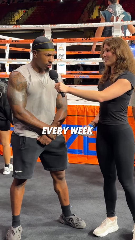 How often do professional pillow fighters wash their sheets? 👀🫢 @fightpfc 

#espn #pillow #combatsports #disney #fight #sports #espn8 #pillowfight #espn #tsn #hush