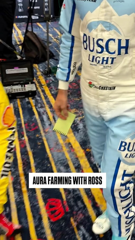 Logano's reaction 🤣