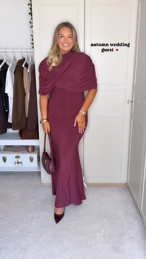 Autumnal wedding guest dresses 🤎🤎 

Had to add in my most recent wedding guest dress too ✨ 

Which one is your fave? I will link them all and add to my OCTOBER highlight 
#weddingguests #weddingguestdress #autumnstyle