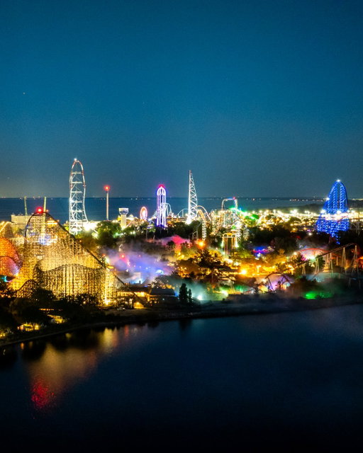 Surrounded by water. The monsters can't get to you, right? WRONG. Have a monster good time here at #CedarPoint. 🧌

#GetToThePoint #HalloWeekends presented by SNICKERS®