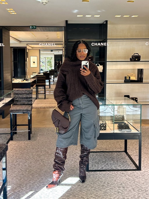 Yes I’m happy to be in Paris ✨

1. Shopping at Chanel
2. Naomi opening @_torisheju_ show
3. GQ Party at L’Avenue
4. Brunch at @loulourestaurants with @amiraavainqueur + @noordinarynoire 
5. Have you ever had a pistachio martini 
6. GQ was a vibe and everyone was there
7. They didn’t have the bag I wanted but I got this good video 
8. Before a wild night 
9. Bravo @_torisheju_ finale
10. @galerieslafayette 
11. @noordinarynoire for @lorealparis 
12. Shopping at @schiaparelli 
13. family portrait @itsjdn @amiraavainqueur 
14. Come for the vibes and stay for the pasta @hotelcostes 
15. We love a mirror pic 
16. @hotelalfredsommier 
17. New @messika pinky ring loading
18. Views 
19. Wearing Schiaparelli to Schiaparelli 
20. Palace Vendome

#paris #parisfashionweek #pfw