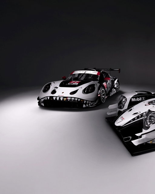 Trick, treat, and a whole lot of speed! Skeleton Rexy and Skeleton Spike are ready to rattle the field at Petit Le Mans, October 8-11. Celebrate Halloween trackside with autographs, costumes, and trick-or-treating at the AO Racing garage, October 10, 1:00 – 2:00 PM.