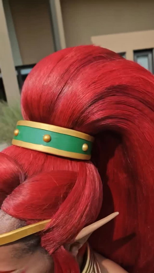 WHO TOOK IT?! 😡

Wig is by rentchan!

#urbosa #urbosacosplay #botw