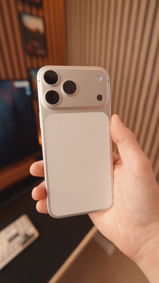 I switched to the iPhone 17 Pro Max for 2 weeks, and here's what I like about it...