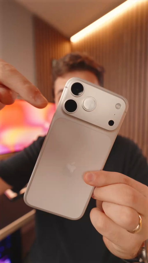 This iPhone 17 Pro Max setting saved my eyes...