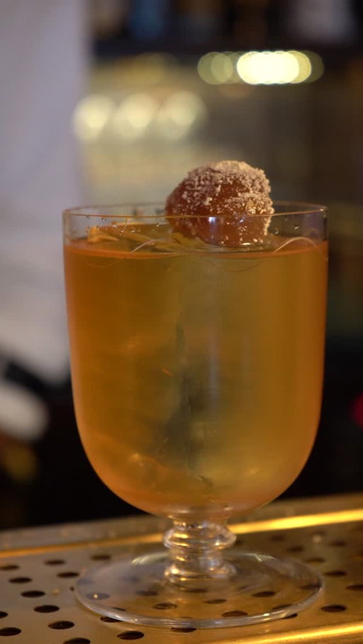 The taste of autumn in a glass.⁣
⁣
A tribute to the turning season, introducing 'Autumn Wall' - our Cocktail of the Month, where rich chestnut, delicate pear, and warming rum come together in a drink that feels like pulling up a chair beside the fire.⁣⁣
⁣⁣
Textured, toasty, and gently sweet. Join us at the bar to try this exclusive creation.⁣⁣
⁣⁣
#RosewoodLondon #RosewoodHotels #ASenseOfTaste