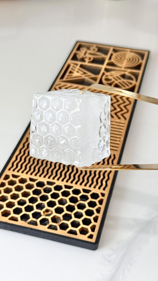 Totally Extra… But COME ON! 🙌

This copper press stamps a design into cubes in seconds. Totally extra… but you’re sure to impress your guests at your next dinner party. It really is the little things🤍

Tag someone who would totally use this!

🛍️ Comment “ICE” to get a DM or head to our Amazon Storefront Kitchen folder to shop. Xx

#everythingenvy #founditonamazon #amazonfavorites #amazonmusthaves #amazonhome #amazonhomefinds #partyhostingessentials #holidayhosting #hostinghacks #bartenderlife #amazonstyle #holidaygifting Clear Ice Cube Maker Design Tray, ice design, designer ice
