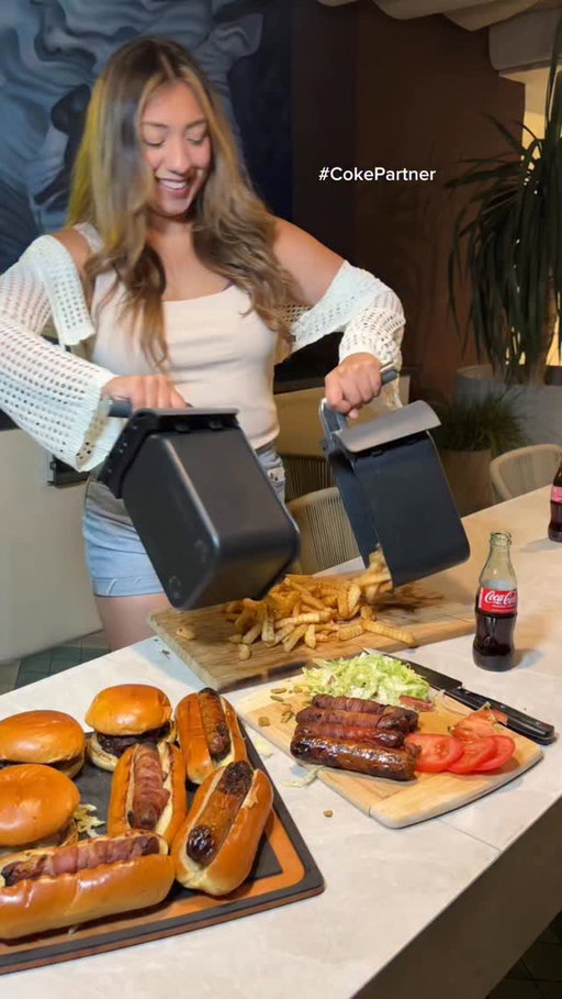 #CokePartner My recipe for magic is making it to the end of the work week, grilled burgers, and an ice-cold Coca-Cola!🙌🏼 What’s your Recipe for Magic? ✨😋 #RecipeForMagic @cocacola
