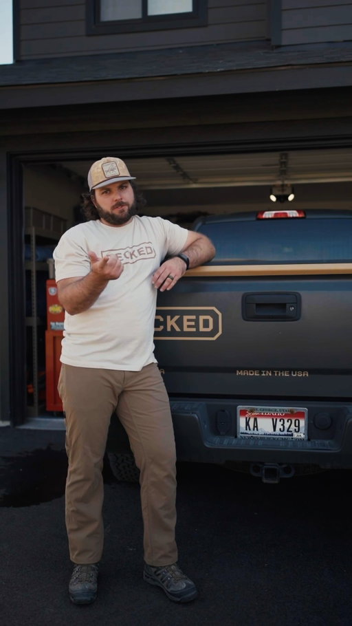 You can tell it’s a company truck by the way he drops the tailgate.

#DECKEDUSA #GetDECKED #GetAfterIt