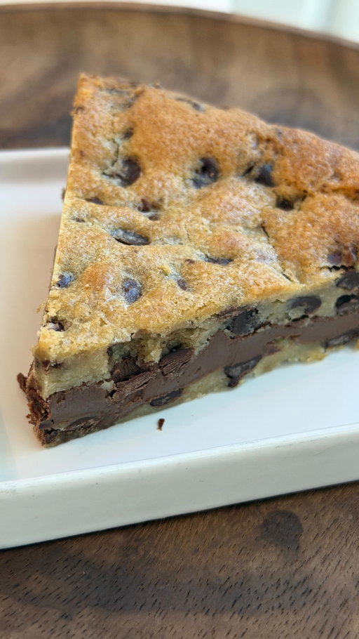 BREAKING NEWS: Stuffed Nutella Cookie Pie has staged a comeback! 🤩 #nutella #stuffedcookie #miamidesserts #wynwood #coconutgrove #ftlauderdale #dessert #sweettooth #dessertlovers #dessertsofinstagram #treatyourself #dessertgoals