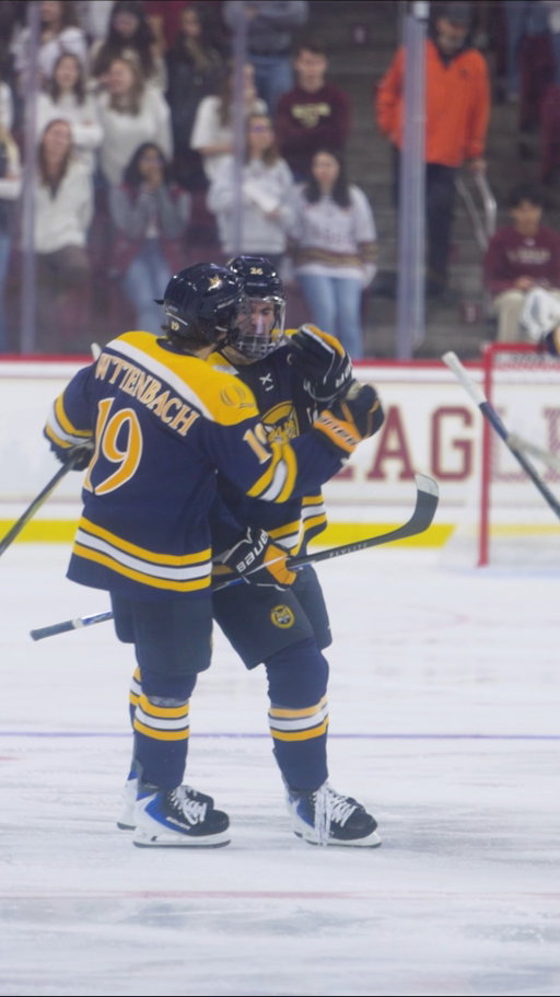 First-year 𝐅𝐈𝐋𝐓𝐇 🤩

#BobcatNation x #NCAAHockey