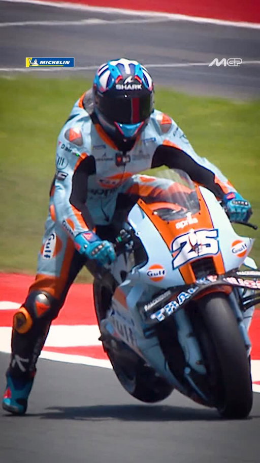 Front row secured in style! 🔥

#IndonesianGP🇮🇩 #MotoGP #MichelinMotoGP #RaulFernandez