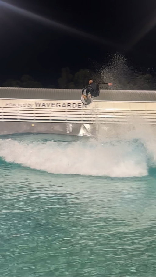 Aqua jumps with @stab_high @urbnsurf @stab