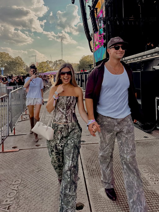 day 1 👢🎶🎸🌞🥁🎤🤠