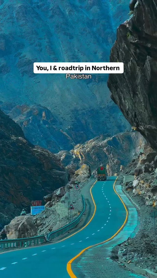 Can’t believe this was the country everyone told us NOT to visit! After travelling to almost 60 countries we can proudly say Pakistan is in our top 3!! 
.
.
#pakistantravel #travelpakistan
