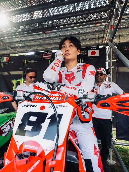 Straight to the main🫶🏻

It’s been 9years from last time we made it to the main, proud of everyone and team! Let’s go do the best we can tomorrow ⚔️

Thank you guys!
@align.with.us 

@souyanakajima 
@yuki.okura_23