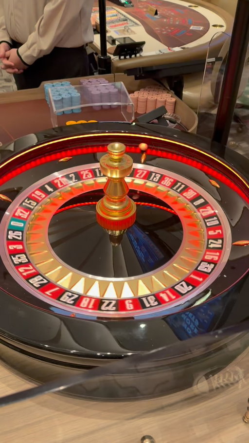 Quick roulette session before UFC tonight at @redrockcasino