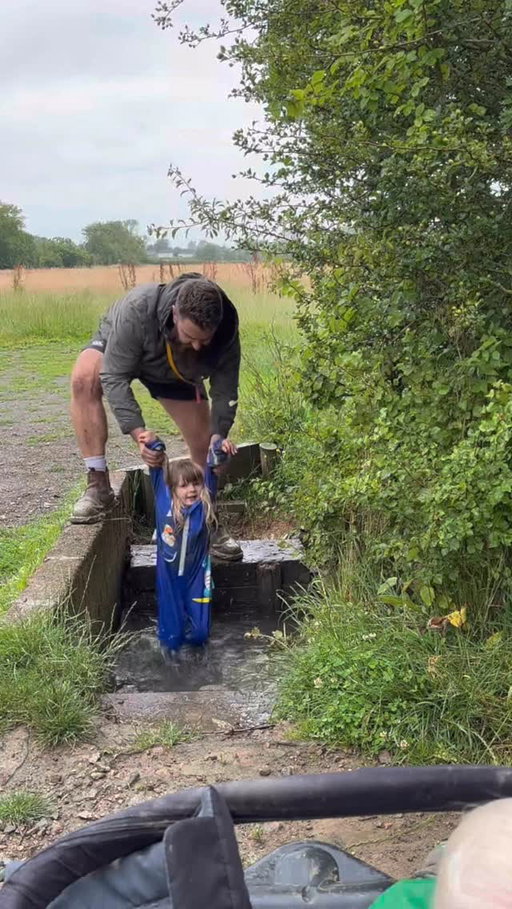 Muddy Puddlin’ #leicestershire #leicester #woodland #adventure #river #kids #daddydaycare