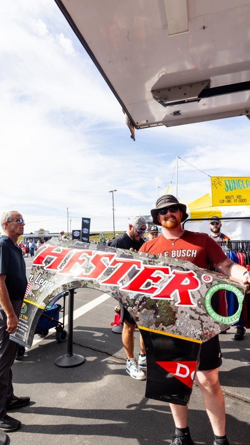 Sheeeeeet. 😳

@austindillon3 | @rcrracing | #BofAROVAL