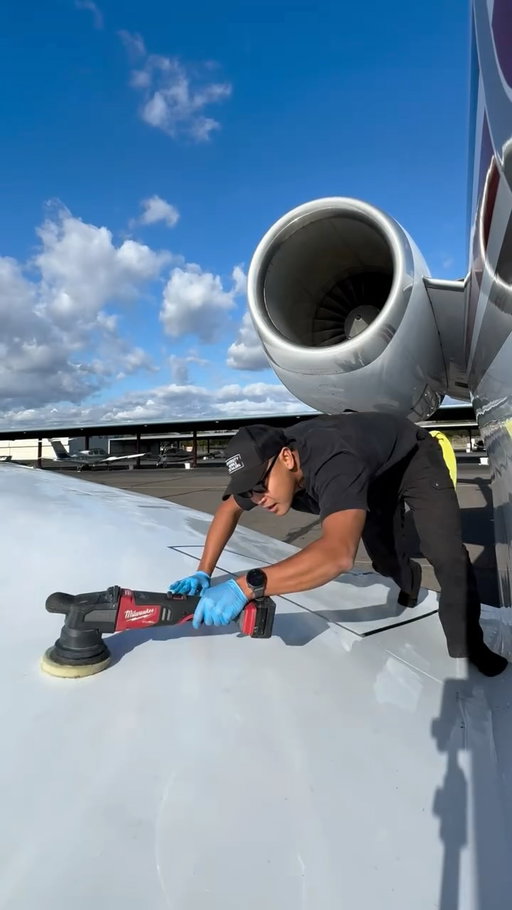 Cancelling life events, dealing with the FFA, and detailing private jets for $9,000/HOUR 🛩️

How did we do????

#aircraftdetailing #detailing #aviation