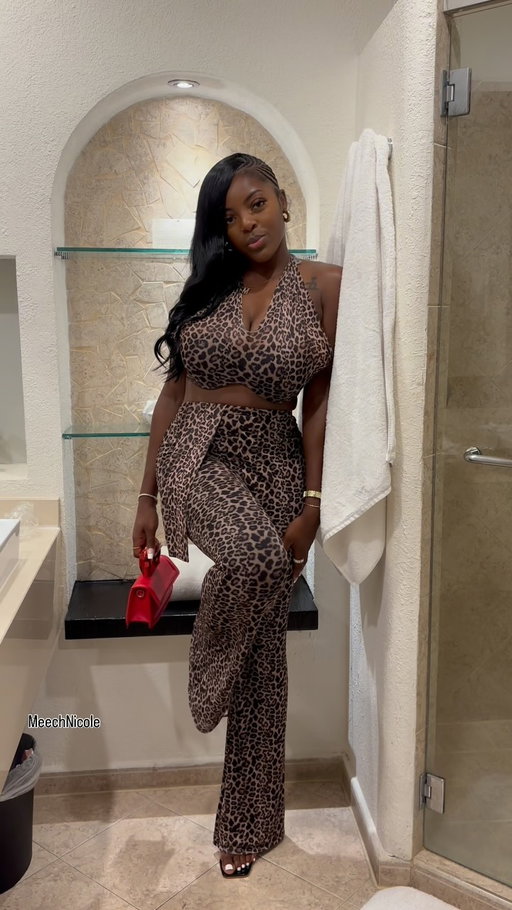 To say I was STRESSED before this trip just does not do it justice. 😂 when I say I was literally on the phone w my momma having a whole meltdown! I know she was thinking girl please bffr 😂🤣😭 I placed an order for my outfits 3 weeks before my trip and it didn’t arrive, so I had to overnight from fashion nova and when you’re top heavy their clothes are such hit or miss. Like why does this large top only cover my areola 😂😭 I planned to wear this outfit with tapes like I typically do but the top kept slipping and sliding and I just knew I would not be comfortable all night messing around with it so I had to improvise. Although I still feel like my meltdown was for good reason, it was also a reminder that things happen that are out of our control and we just have to make it do what it do regardless. Until next time my girls. ❤️ #fyp