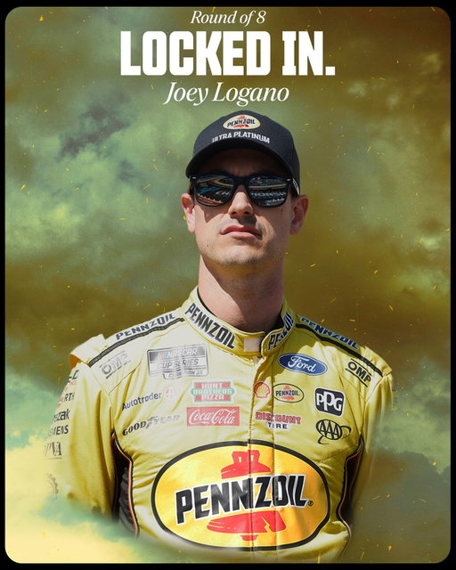 This 3-time champion is still in the hunt for his fourth Cup Series title. Drop a comment wishing him luck as he fights to lock into the Championship 4🔒