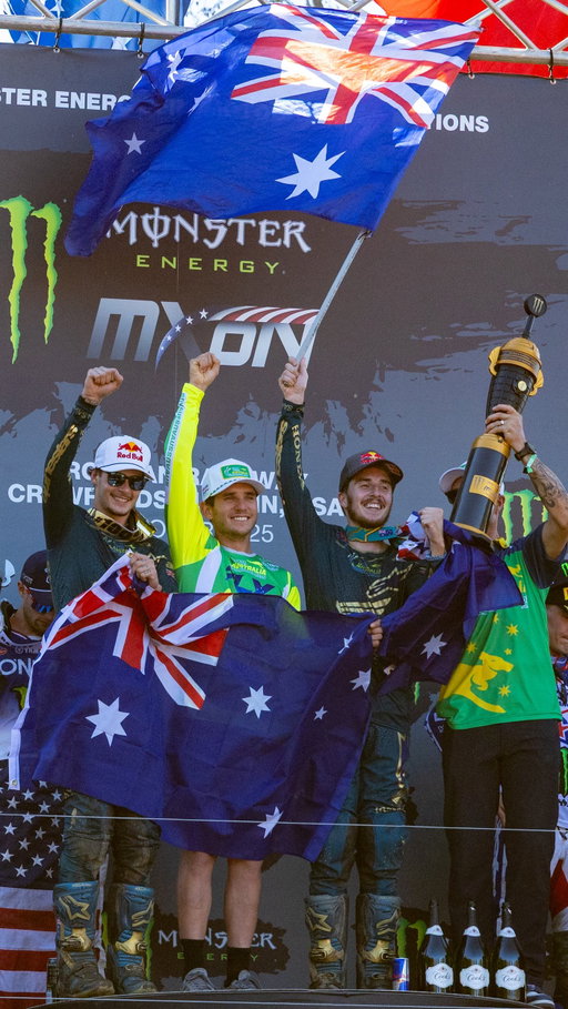 We did it!! BACK TO BACK 🏆

What a team, Aus this one’s for us! 🇦🇺