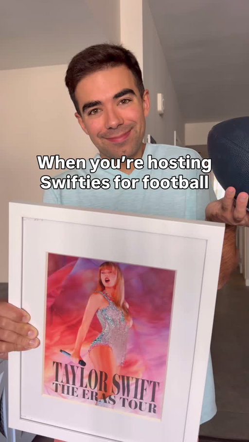 Album drop 🤝 Sunday Football 🏈 

It’s a science 

#football #taylorswift #swifties #party #tailgate #friends #footballgame #routine