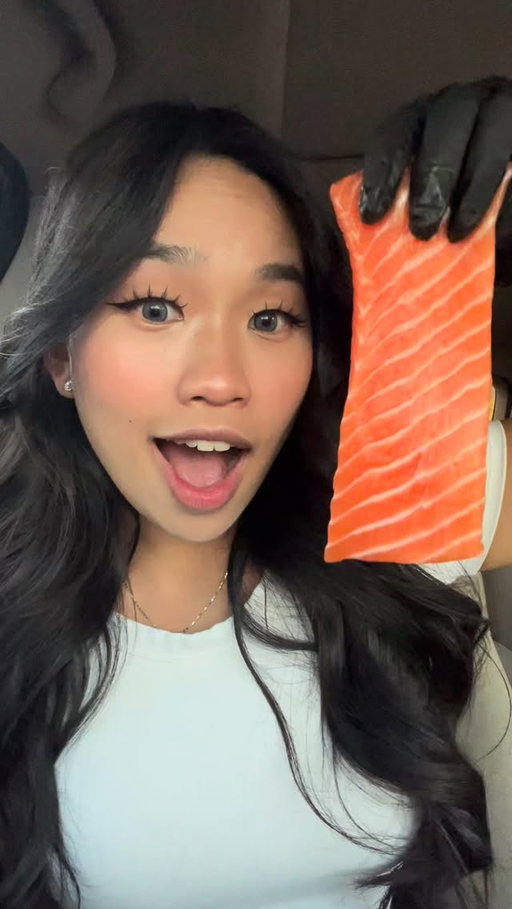 SUSHI MOOKBANG 🍣 #sushi #salmon #food #mukbang