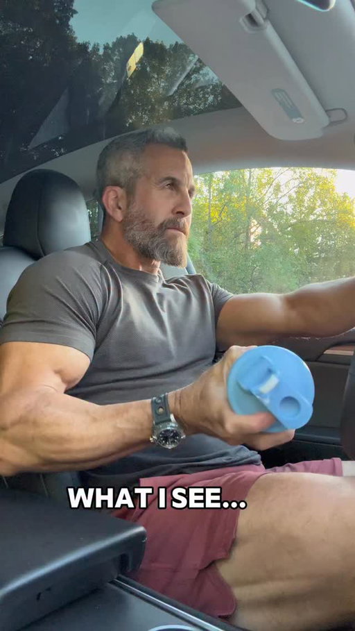 Shake hard✊🏼

My daily am Shake Recipe:
2 scoops (56g) @transparentlabs 💯Grass Fed Whey Isolate
1.5 Cups Mixed Frozen Berries (whole)
1 .5 tbsp Natural Peanut Butter
.5g TL Creatine HMB
✅Link in bio. Discount code applied in link

Due to the high amount of protein, I consume slowly over 30 min. I don’t use a blender, just raw shaking strength. The frozen berries mix the peanut butter into a liquid and I eat (drink) the berries whole.
Enjoy!

#proteinshake #healthyrecipe #transparentlabs #nutrition #funnyvideos