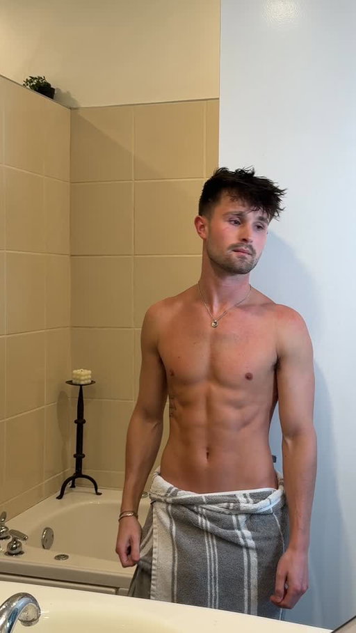 I’m joking im jokingggg… okay maybe not 
-
#lgbt #gay #skincareroutine #skincare #lgbtq